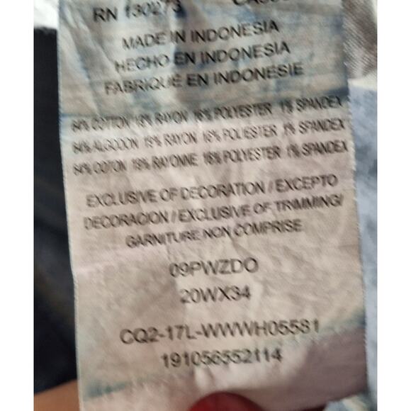 Wrangler Women 20W x 34 Dark Wash Boot Cut Western Rodeo Denim Jeans - Picture 6 of 7